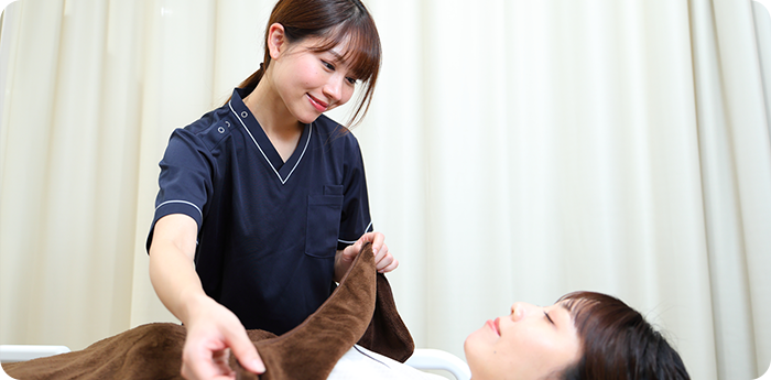 feature03 鎮静剤を用いてウトウトと寝ている間に終わる大腸カメラ